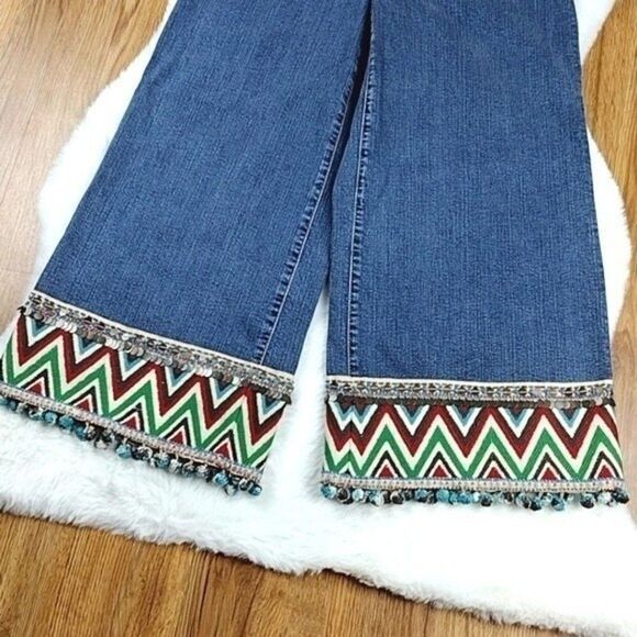 Alice + Olivia Boho Wide Leg Embellished Jeans - Picture 10 of 12